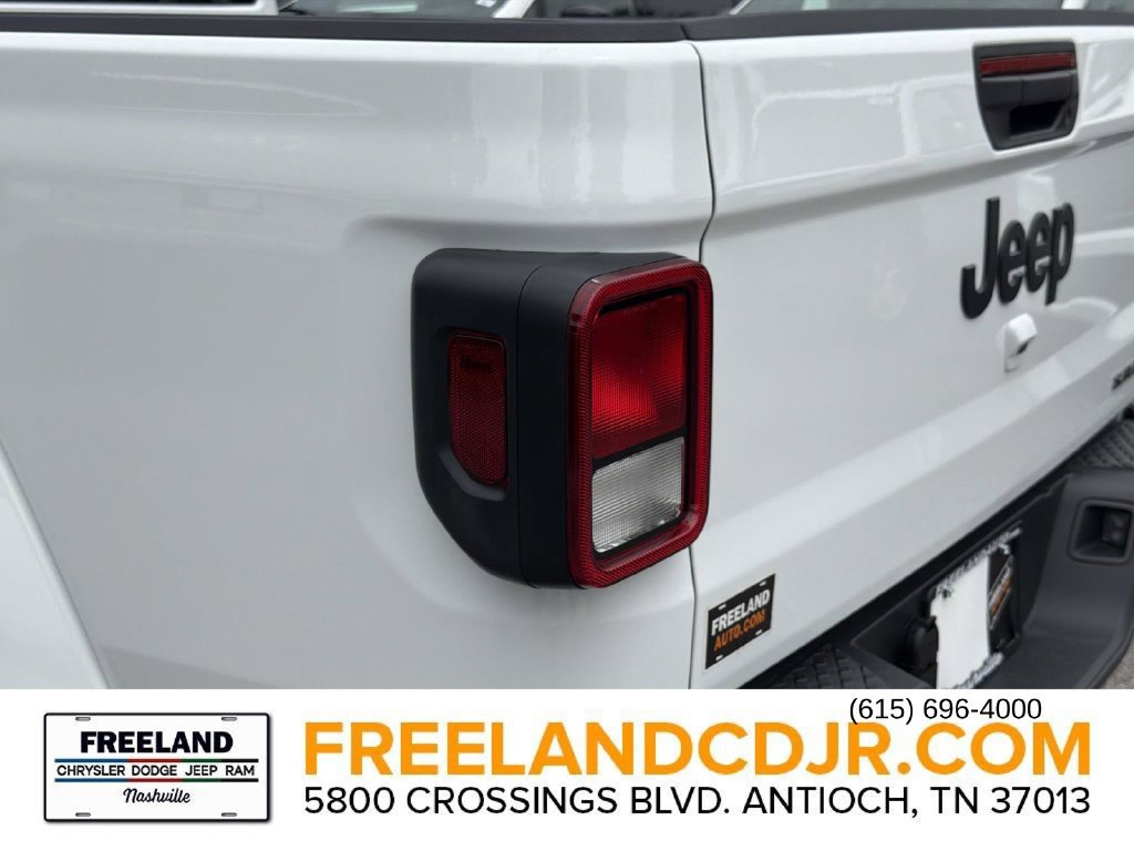 New 2026 Jeep Gladiator Sport AWD/4WD image 11