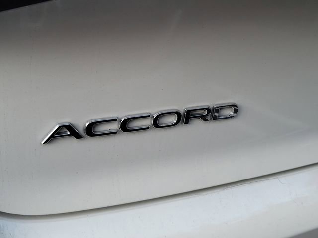 Used 2023 Honda Accord Touring image 9