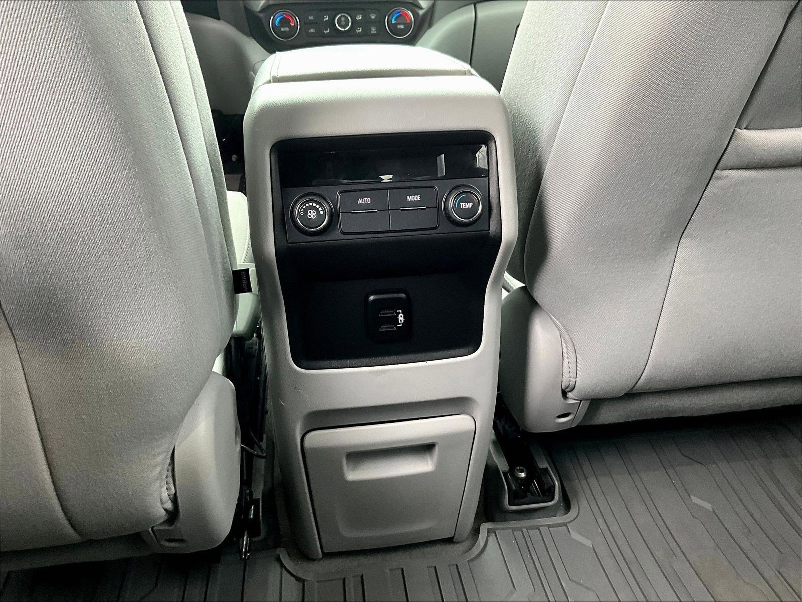 Used 2018 GMC Acadia SLE w/ Driver Alert Package I FWD image 10