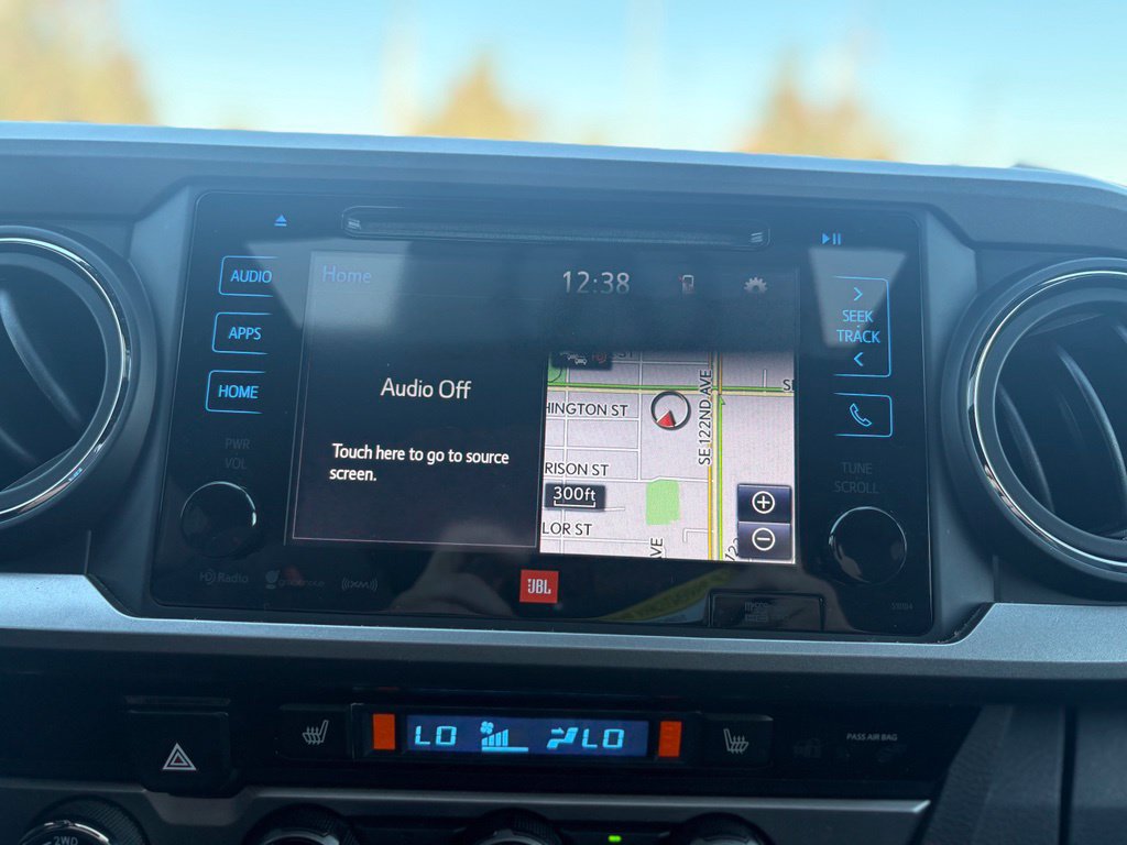 Used 2018 Toyota Tacoma Limited AWD/4WD image 20