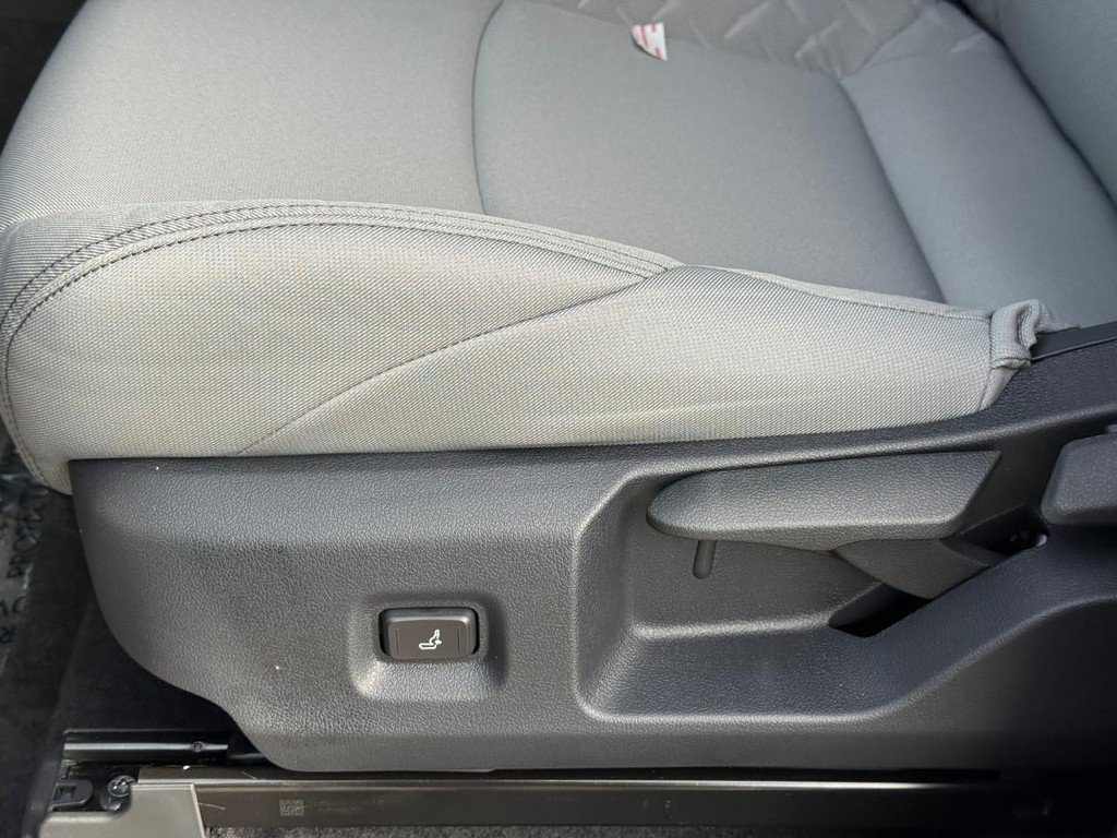 New 2025 Toyota Tacoma SR5 image 15