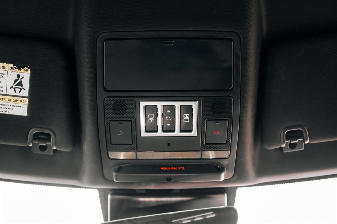 Used 2019 Land Rover Discovery HSE AWD/4WD image 36