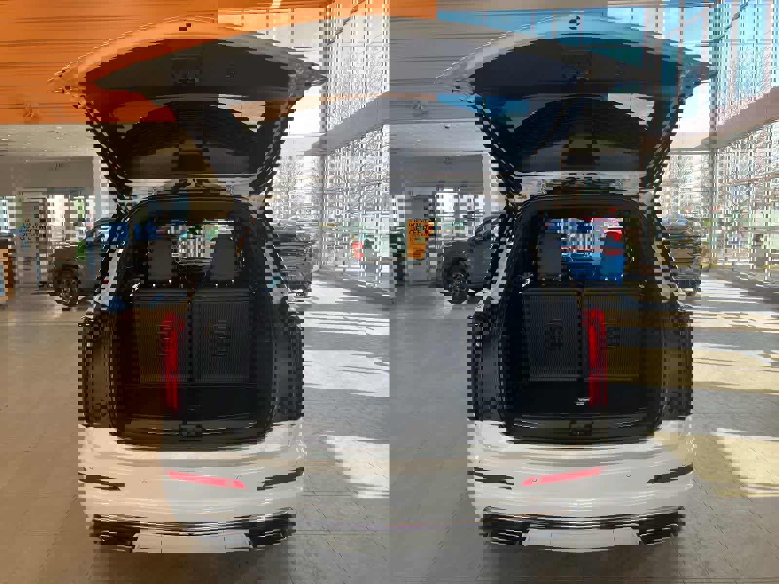 Used 2024 Cadillac XT6 Premium Luxury w/ LPO, Floor Liner Package image 33