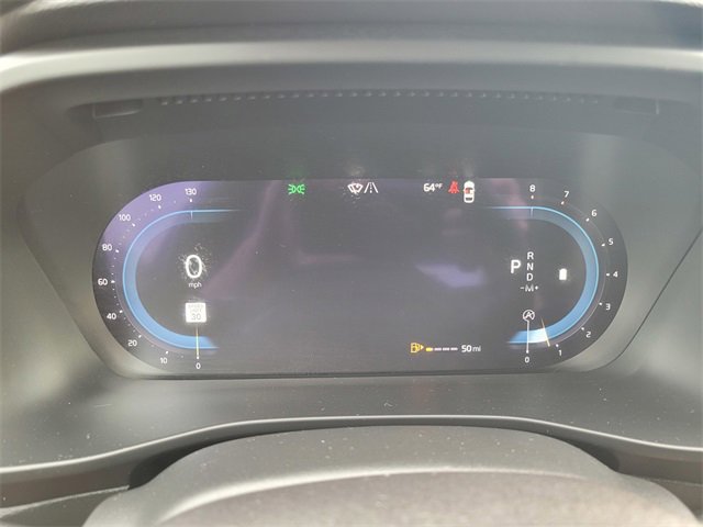 Used 2023 Volvo XC40 B5 Plus image 30