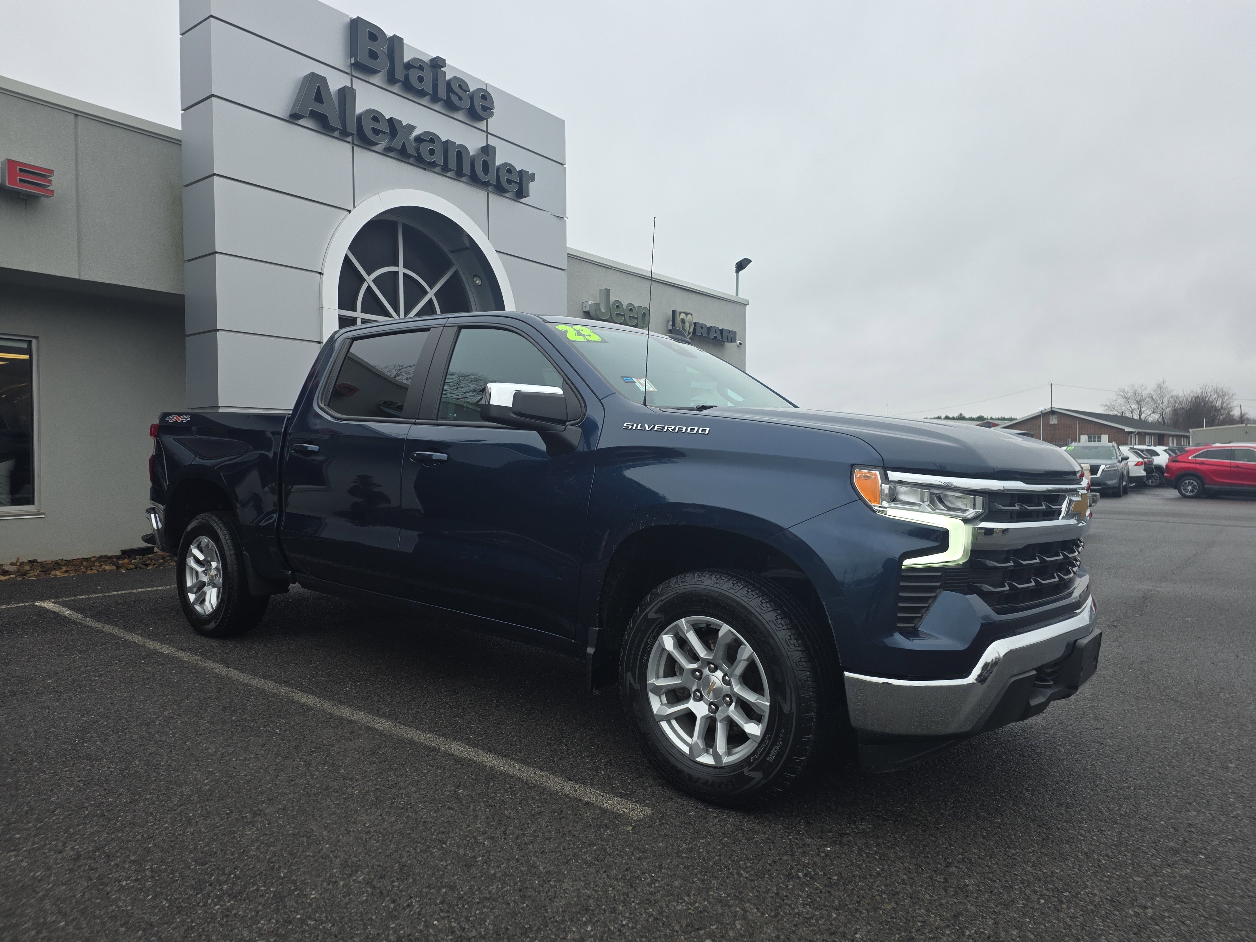 Used 2023 Chevrolet Silverado 1500 LT