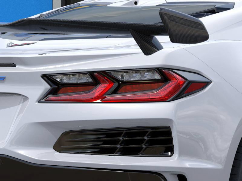 New 2026 Chevrolet Corvette Z06 w/ Stealth Interior Trim Package RWD image 17