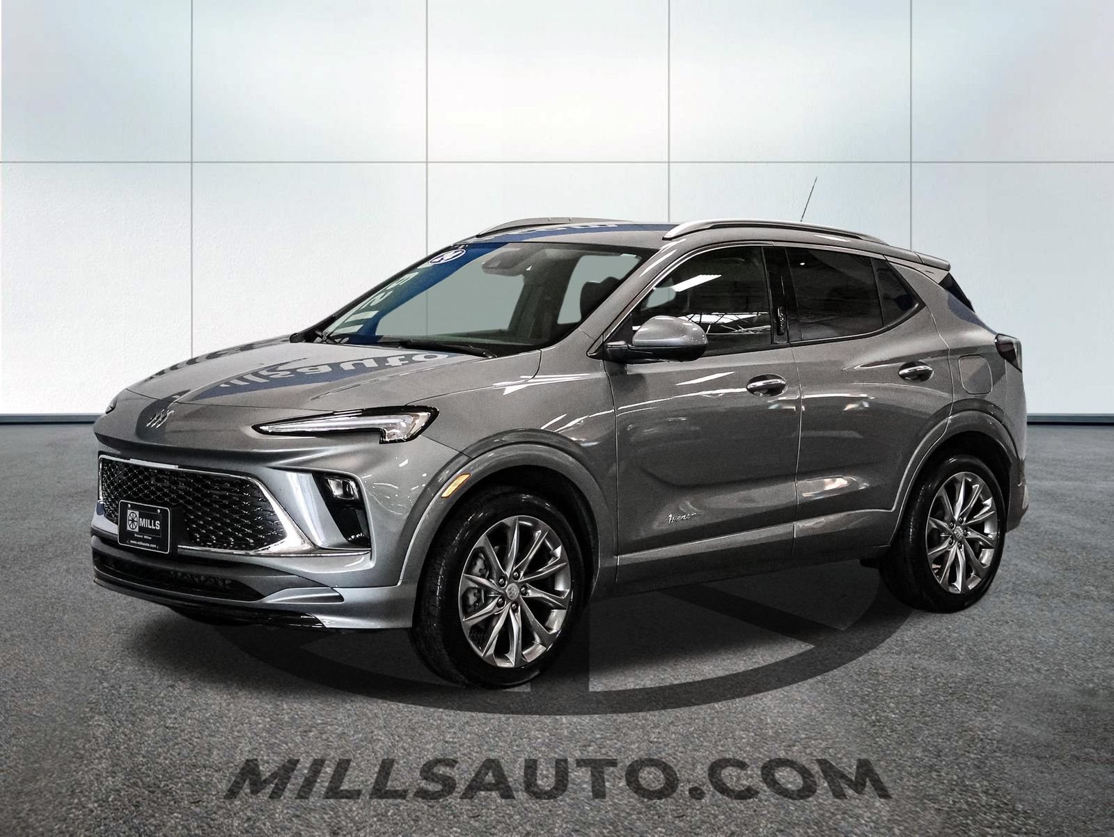 Used 2024 Buick Encore GX Avenir w/ Avenir Technology Package AWD/4WD image 2