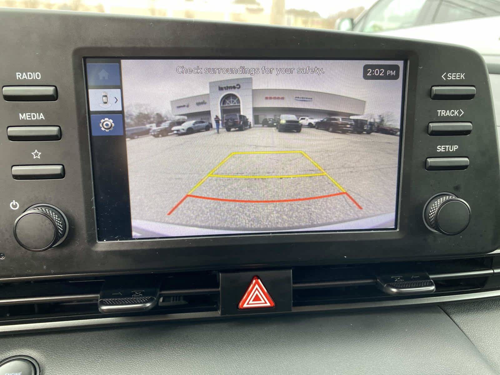 Used 2025 Hyundai Elantra Sport FWD image 9