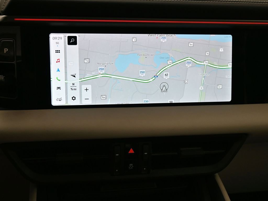 Certified 2024 Porsche Macan 4 Electric image 20