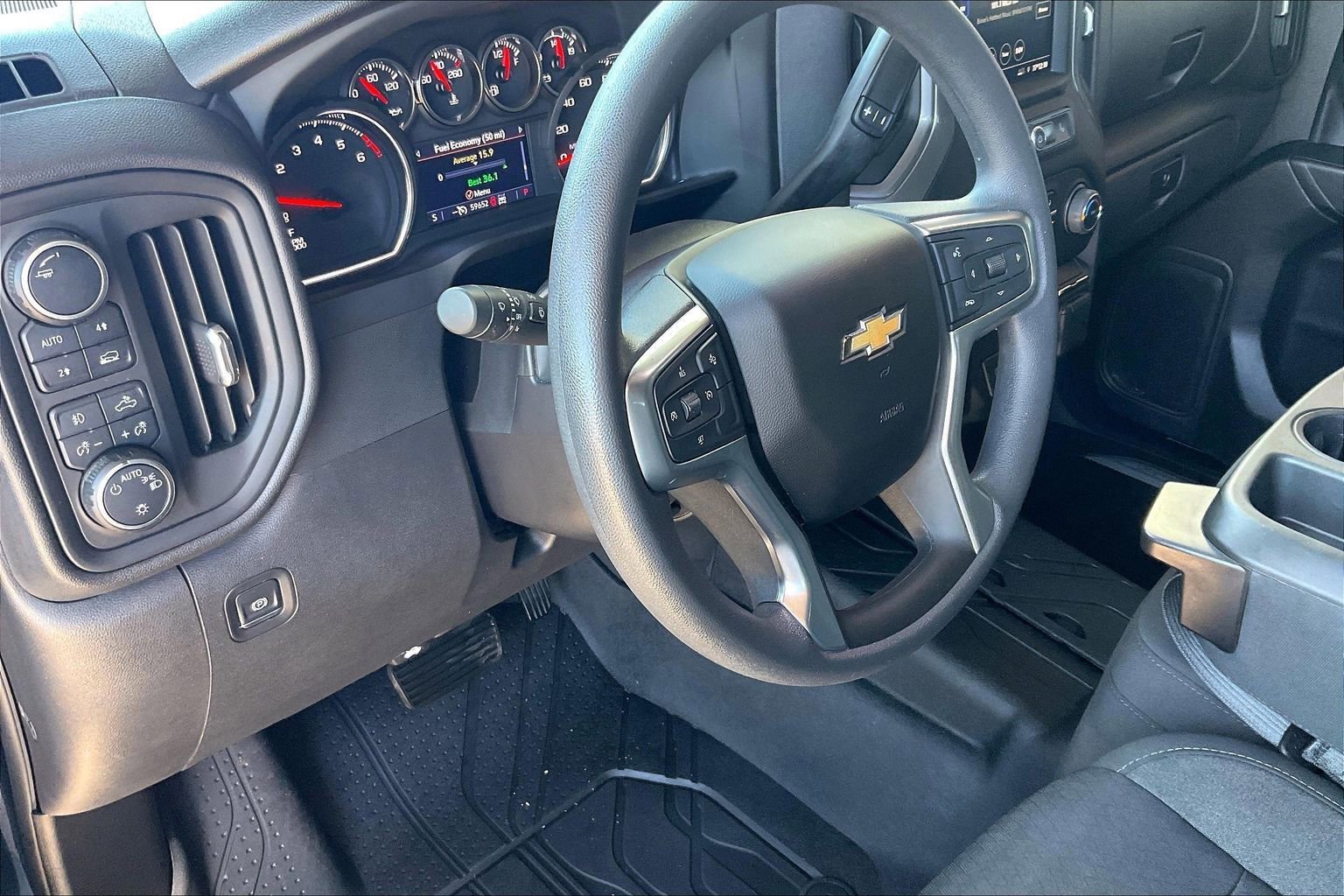 Used 2022 Chevrolet Silverado 1500 Custom w/ LPO, Blackout Package AWD/4WD image 15