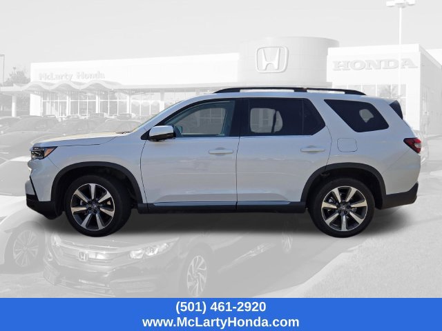 Certified 2025 Honda Pilot Elite image 3