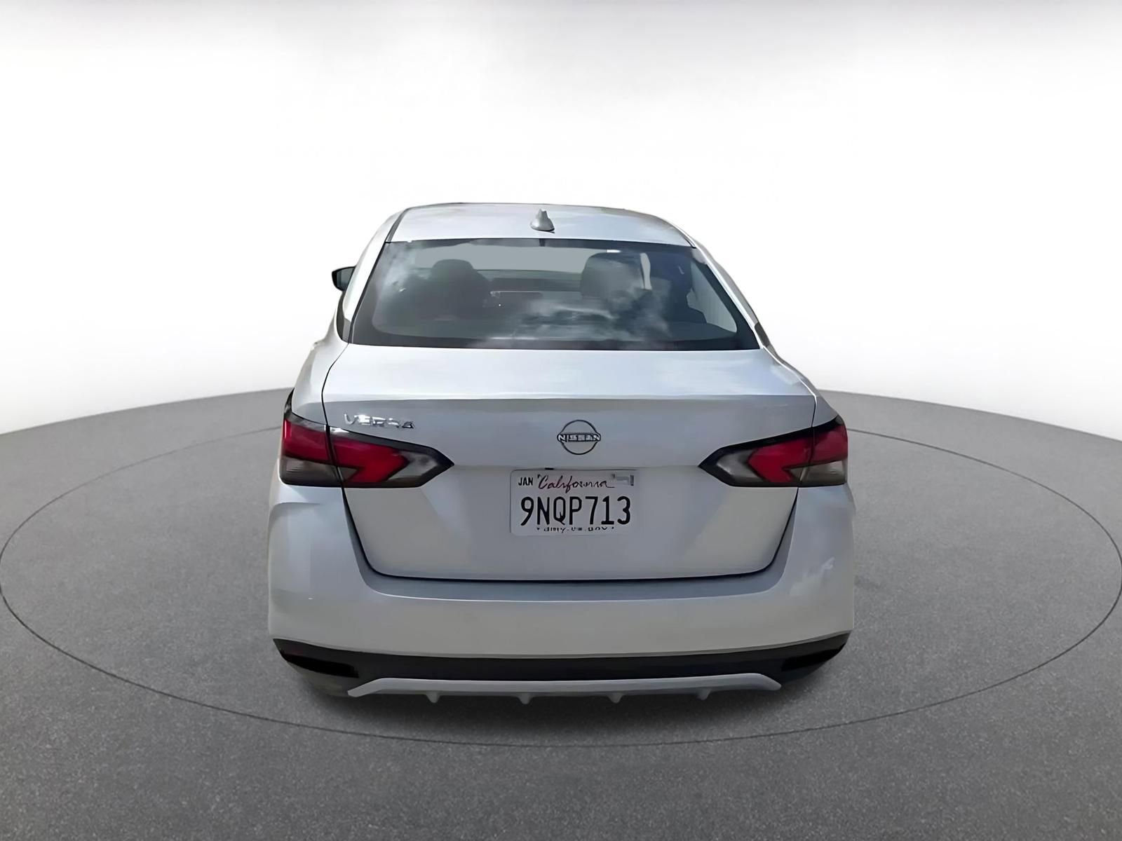 Used 2025 Nissan Versa SV image 12