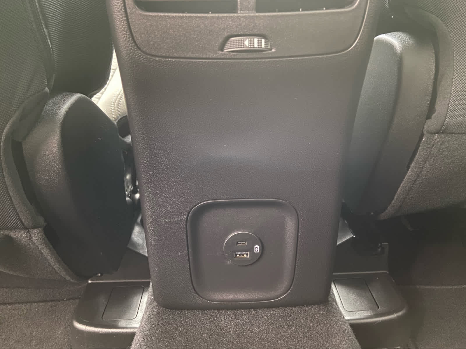 Used 2022 Ford Escape SE w/ Convenience Package AWD/4WD image 19