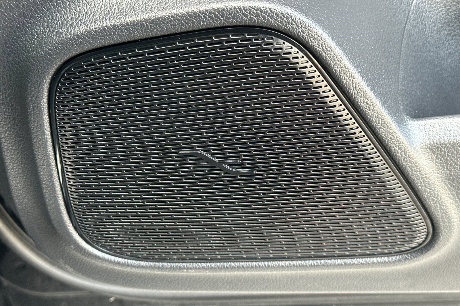 Certified 2024 Mercedes-Benz EQB 300 4MATIC image 25