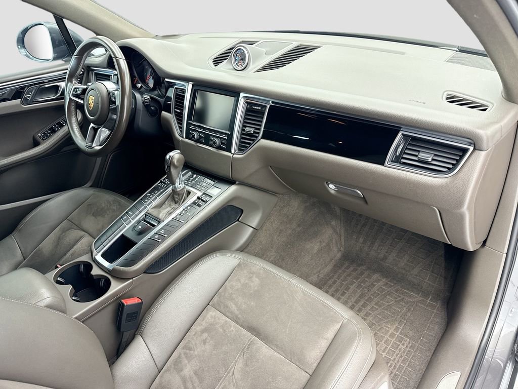 Used 2015 Porsche Macan S AWD/4WD image 14
