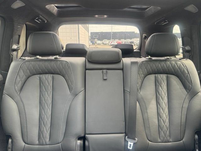 Certified 2025 BMW ALPINA XB7 AWD/4WD image 27