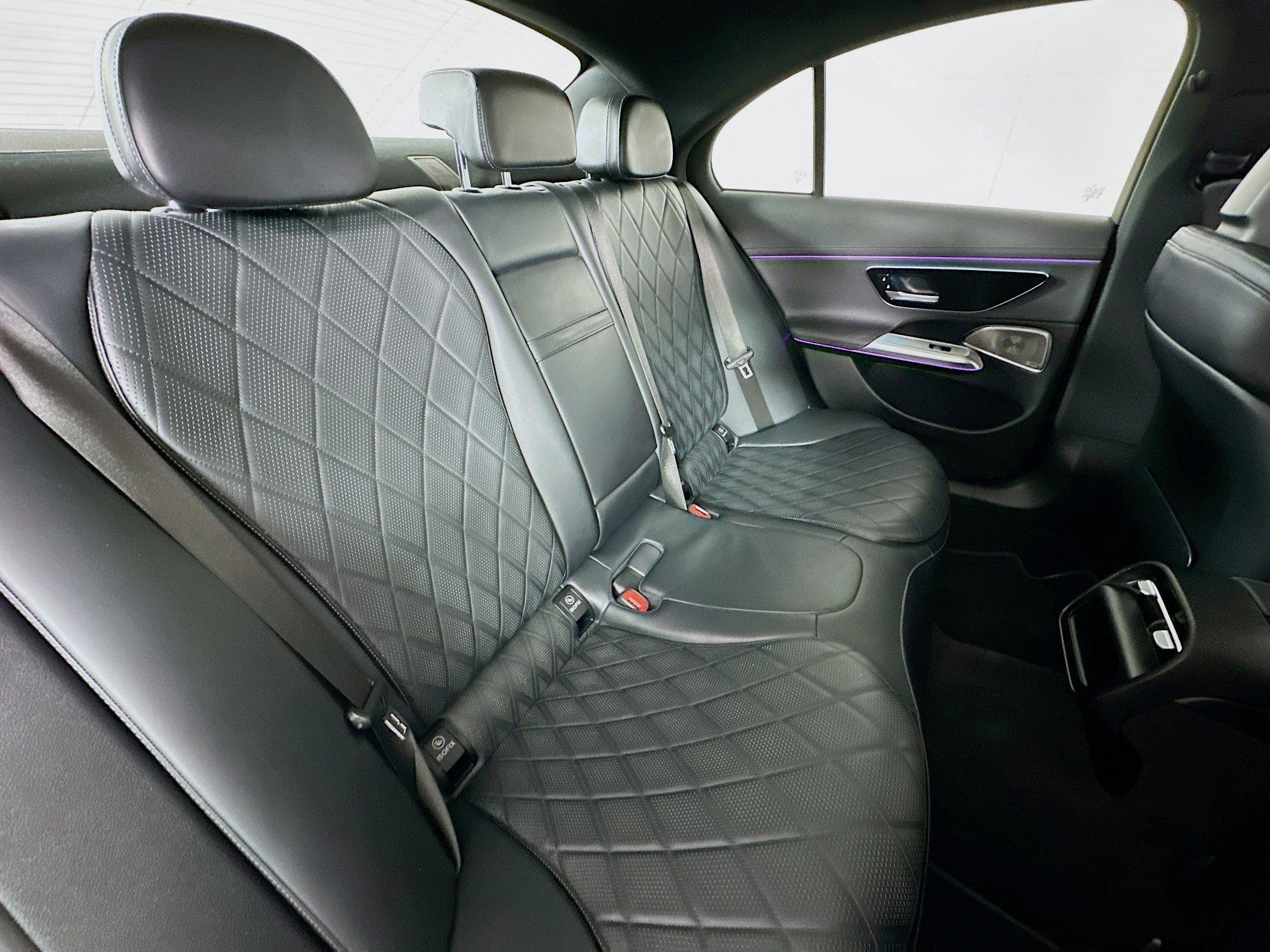 Used 2024 Mercedes-Benz E 350 4MATIC Sedan image 25