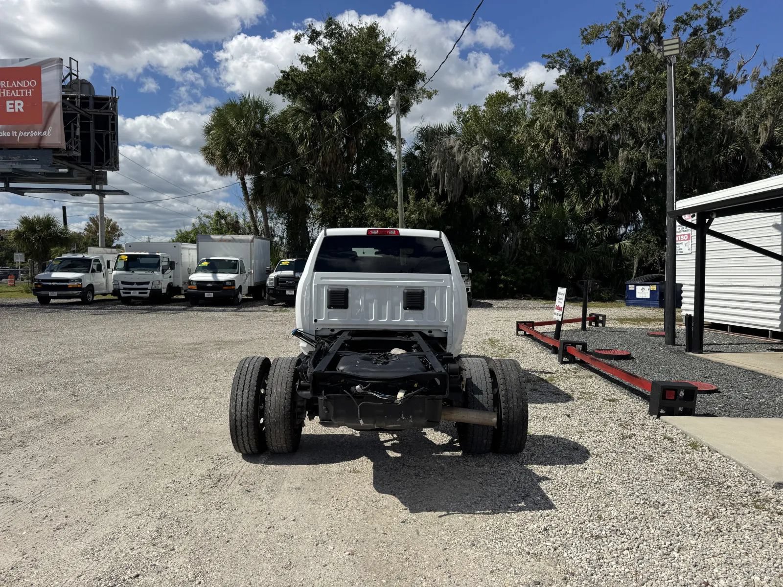 Used 2024 RAM 5500 Tradesman w/ Chrome Appearance Group AWD/4WD image 5
