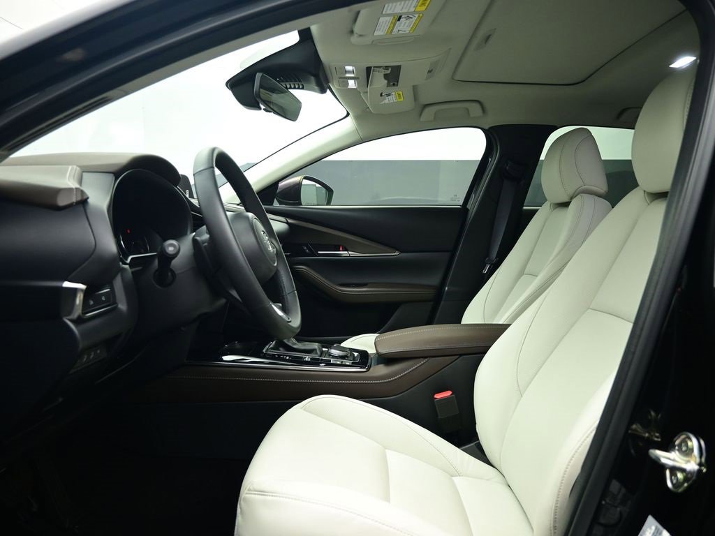 Certified 2025 MAZDA CX-30 AWD 2.5 S w/ Premium Package image 3