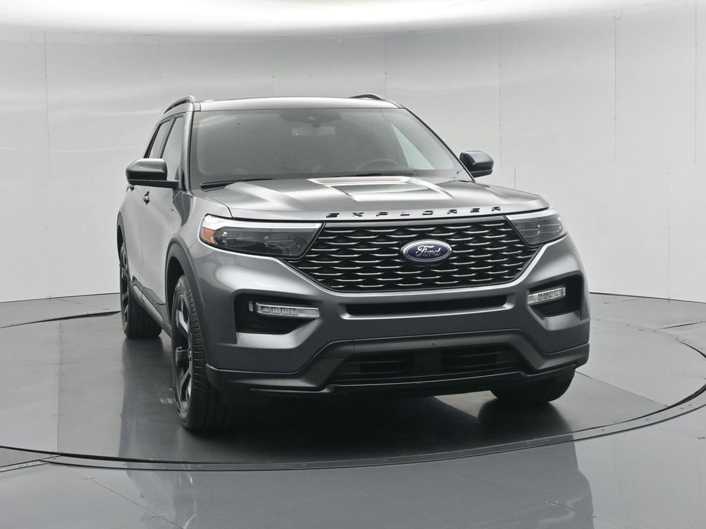 Used 2023 Ford Explorer ST-Line w/ Class IV Trailer Tow Package RWD image 60