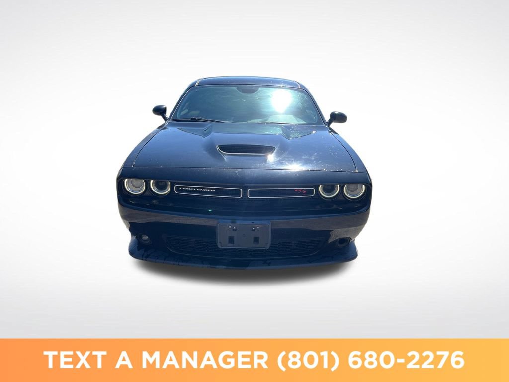 Used 2019 Dodge Challenger R/T RWD image 8