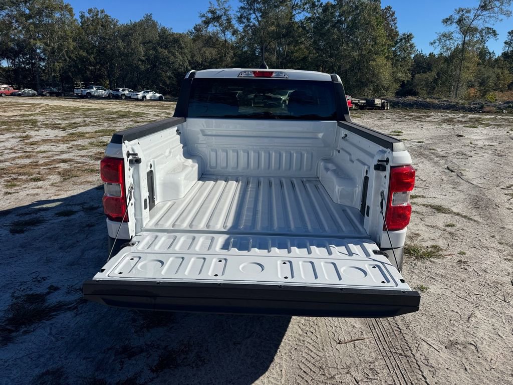 New 2025 Ford Maverick XL w/ Equipment Group 102A image 22
