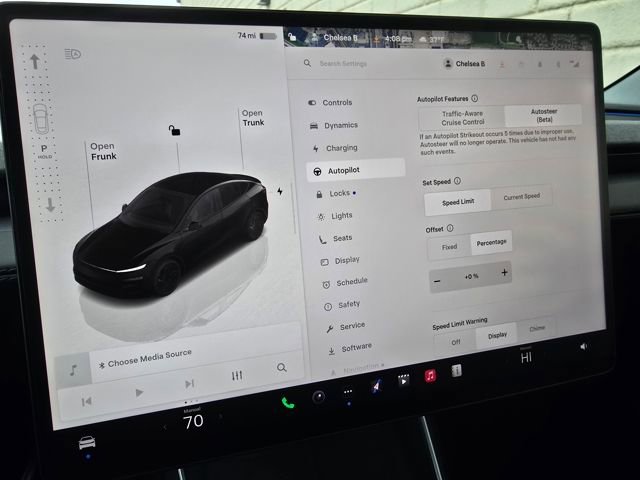 Used 2026 Tesla Model Y Long Range image 52