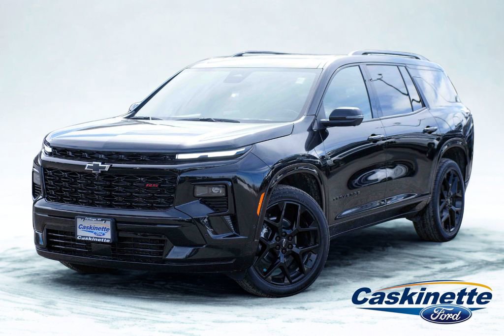 Used 2026 Chevrolet Traverse RS w/ LPO, Floor Liner Package image 1