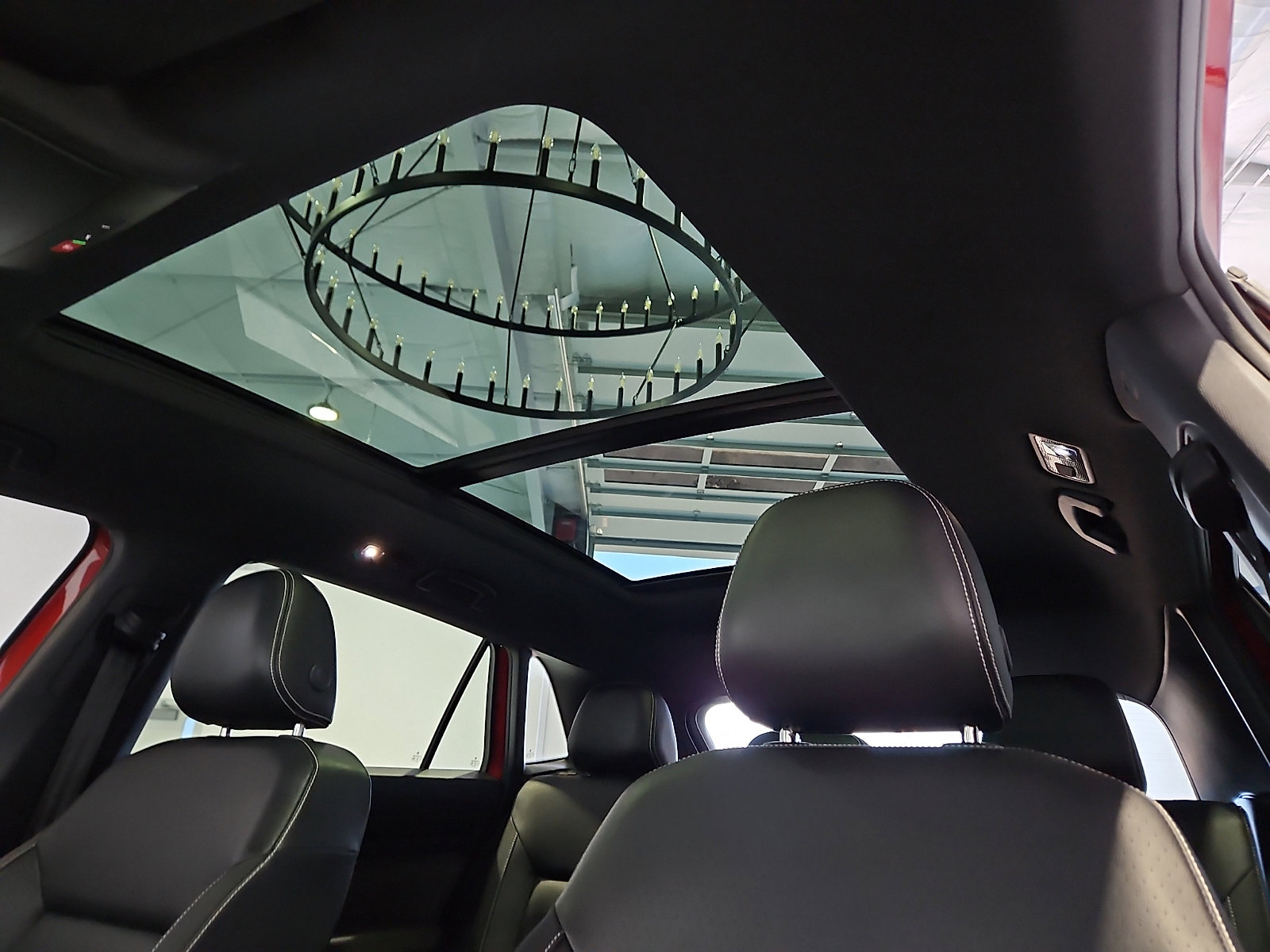 Certified 2022 Volkswagen Atlas Cross Sport SEL R-Line w/ Cross Sport MDO Package AWD/4WD image 14