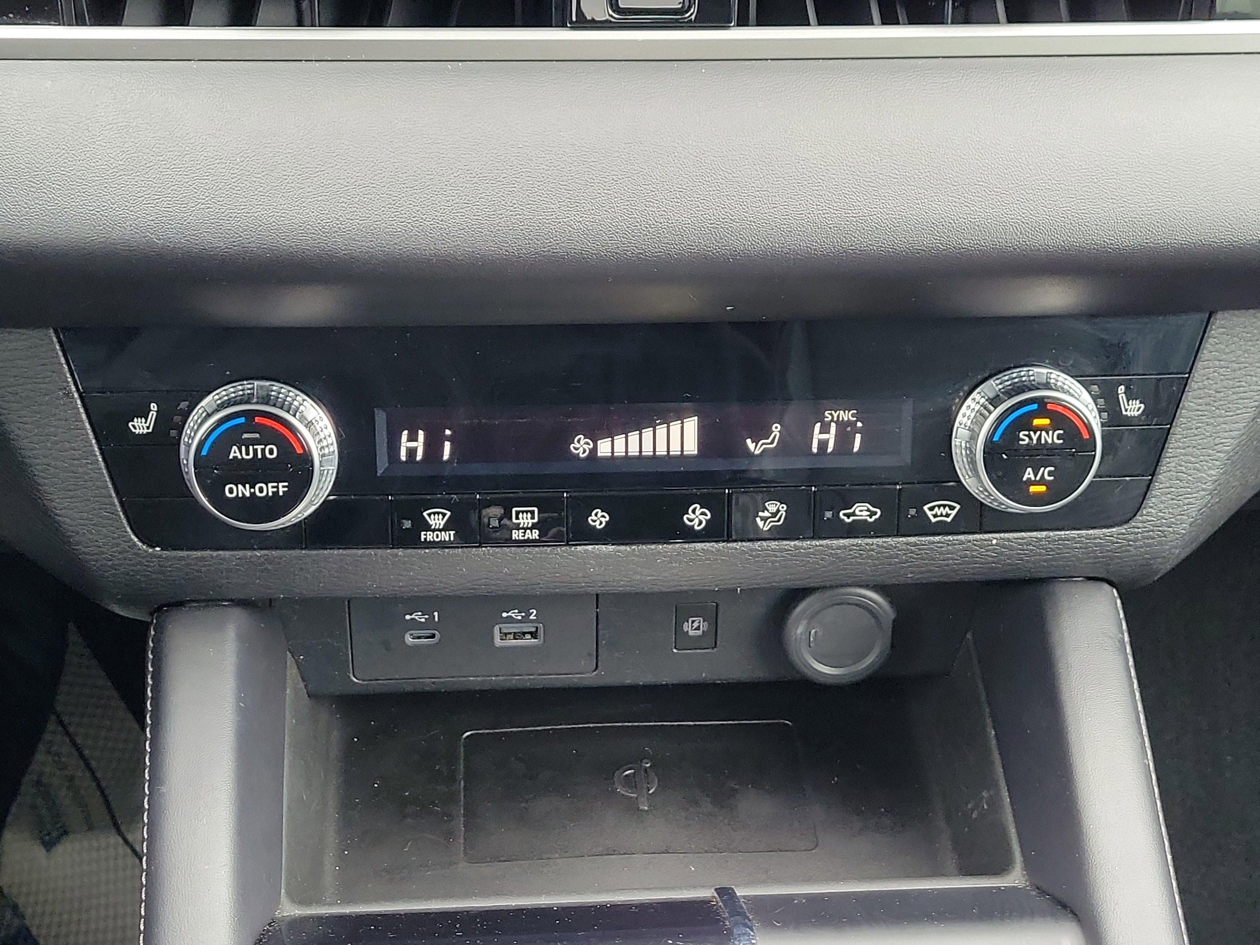 Used 2022 Mitsubishi Outlander SE image 31