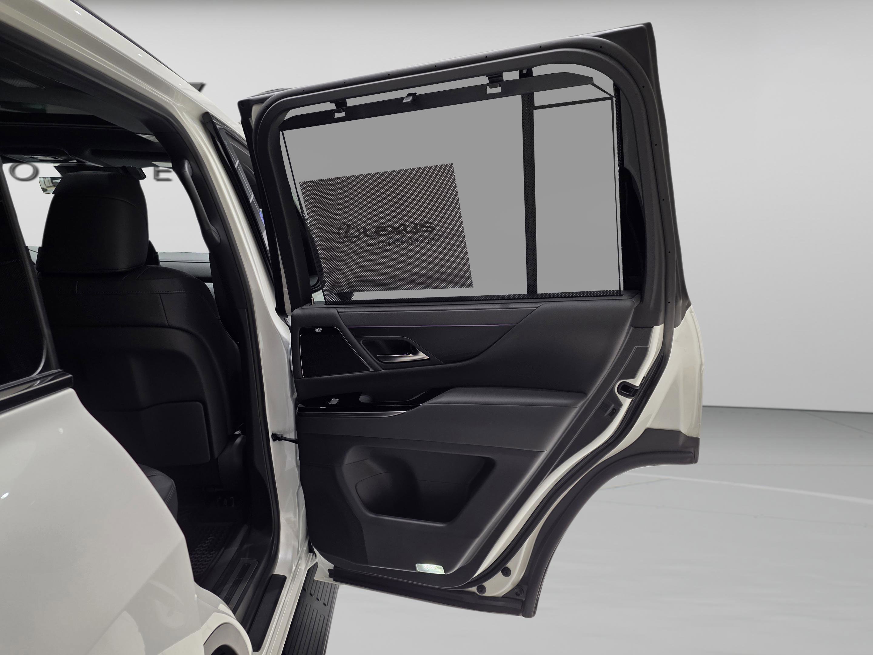 New 2026 Lexus LX 700h Overtrail image 23