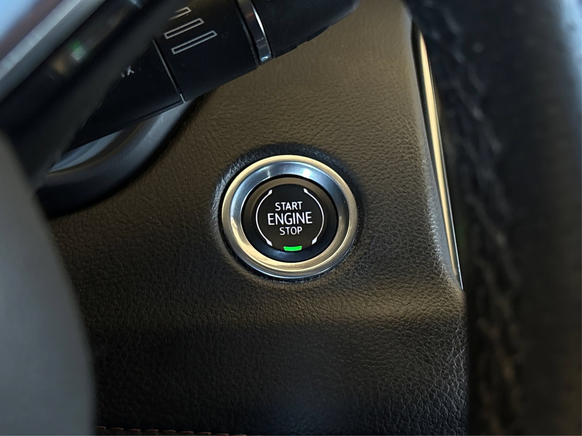 Used 2023 Cadillac XT4 Sport FWD image 25