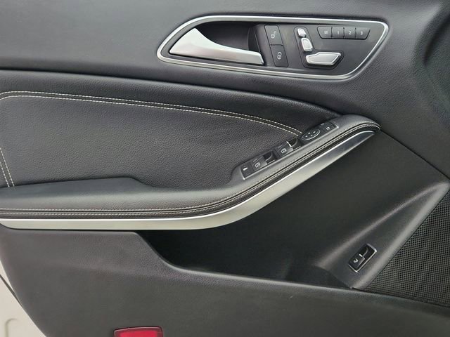 Used 2017 Mercedes-Benz CLA 250 4MATIC image 20