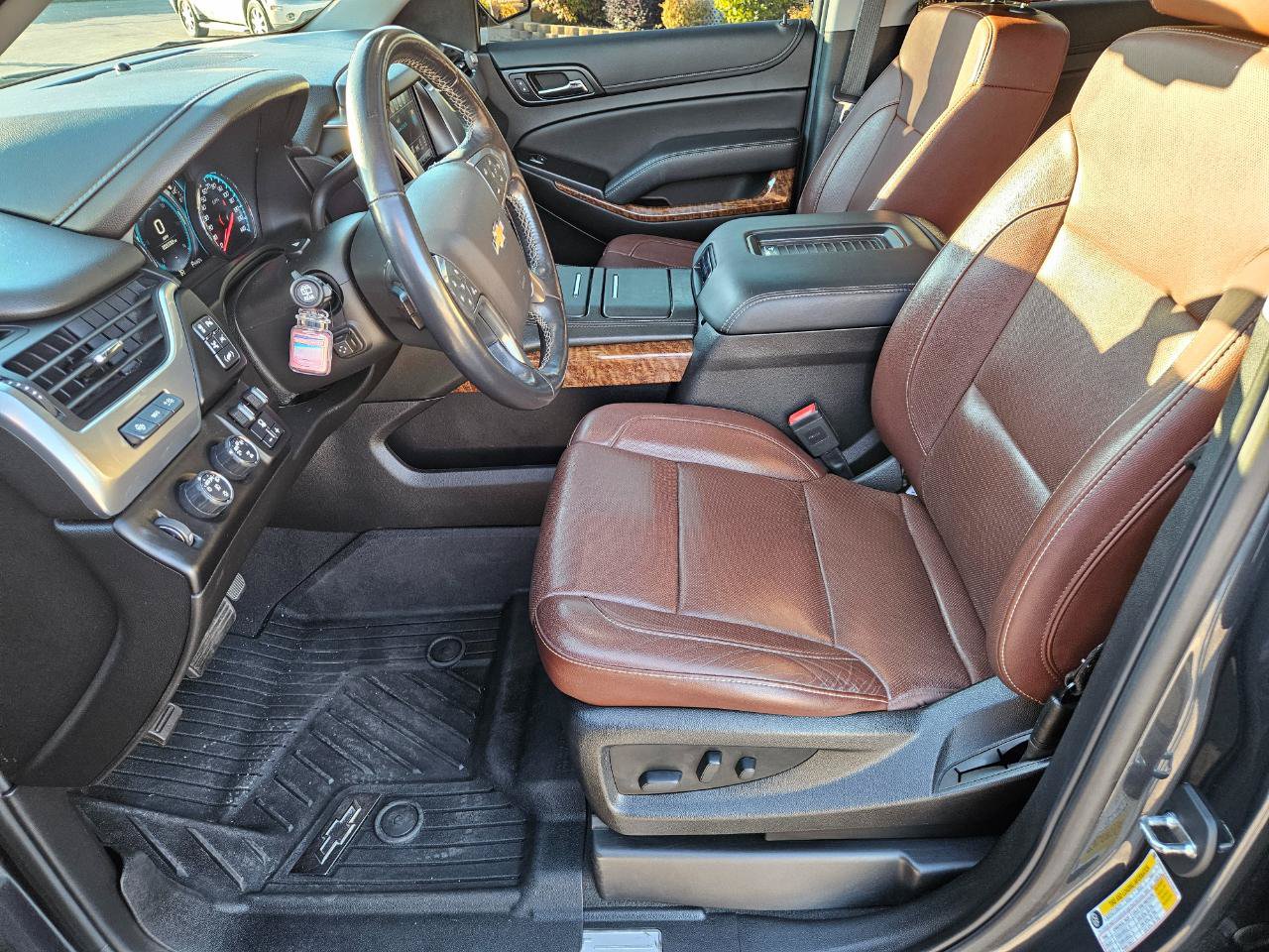 Used 2019 Chevrolet Tahoe Premier w/ Premier Plus Edition AWD/4WD image 12