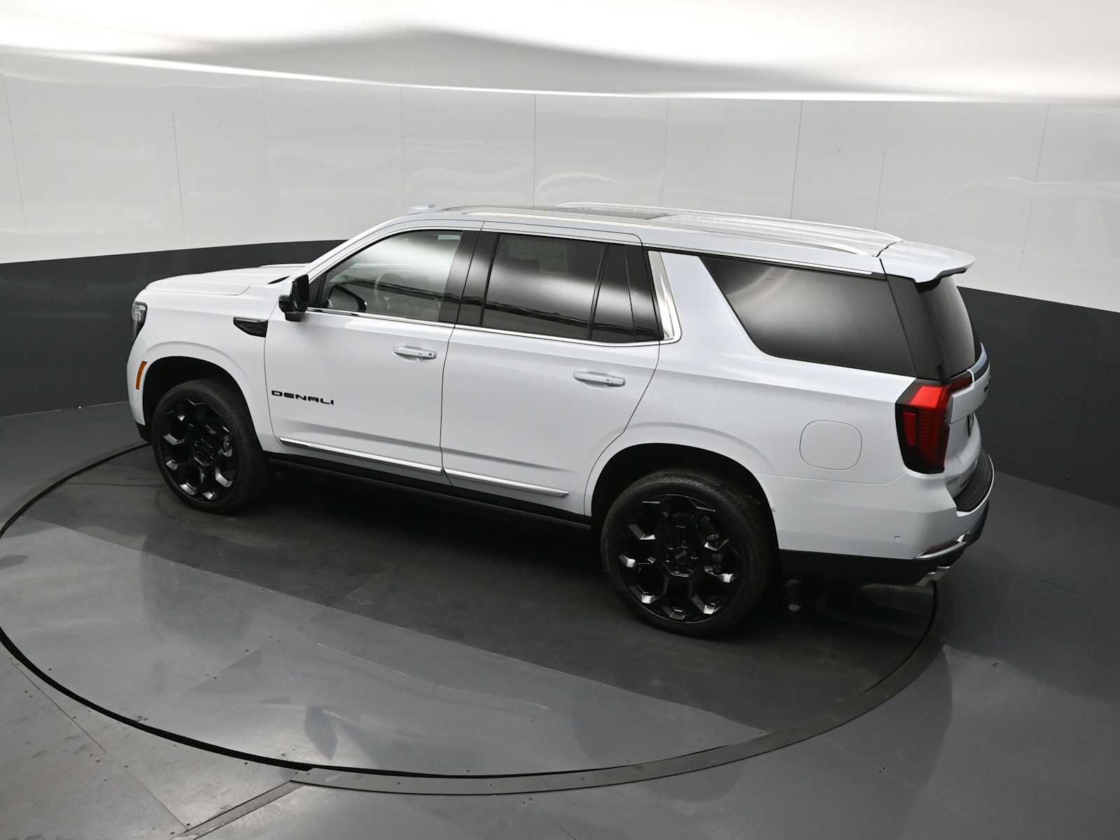 New 2026 GMC Yukon Denali w/ Denali Reserve Package image 42