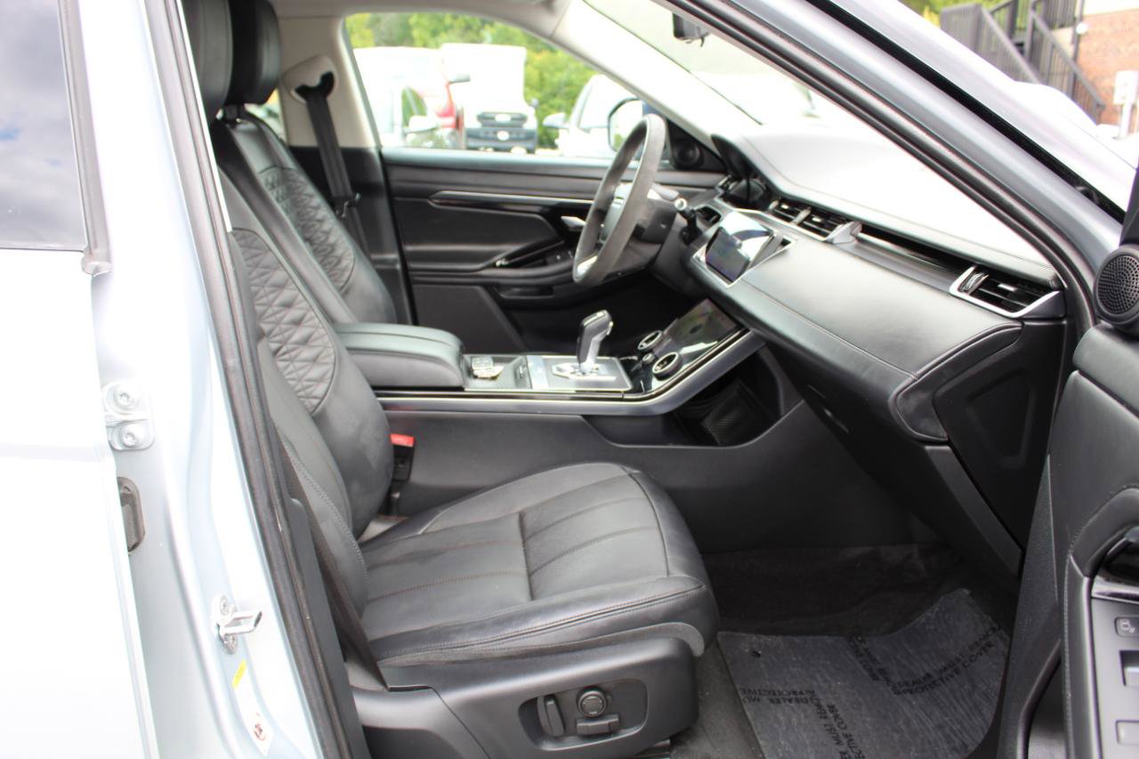 Used 2020 Land Rover Range Rover Evoque SE image 11