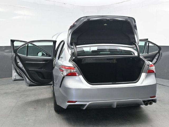 Used 2019 Toyota Camry SE FWD image 49