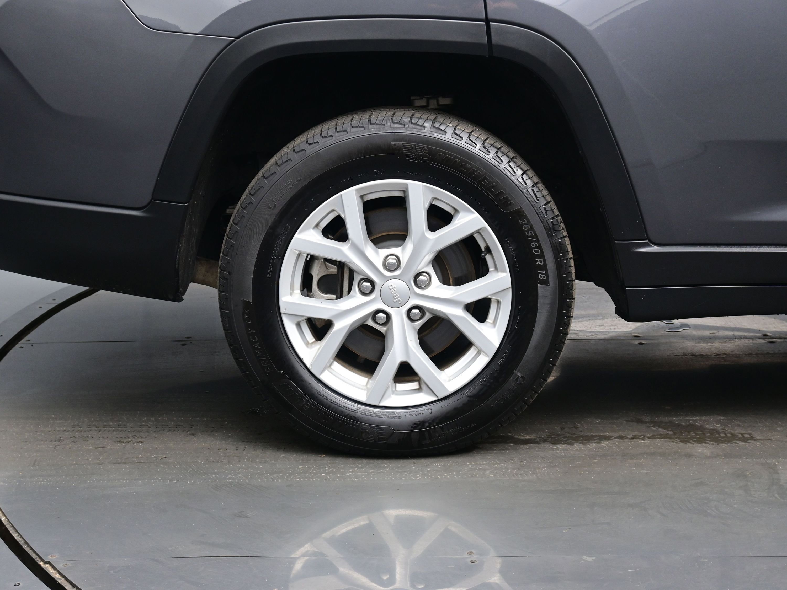 Used 2023 Jeep Grand Cherokee L Limited image 9