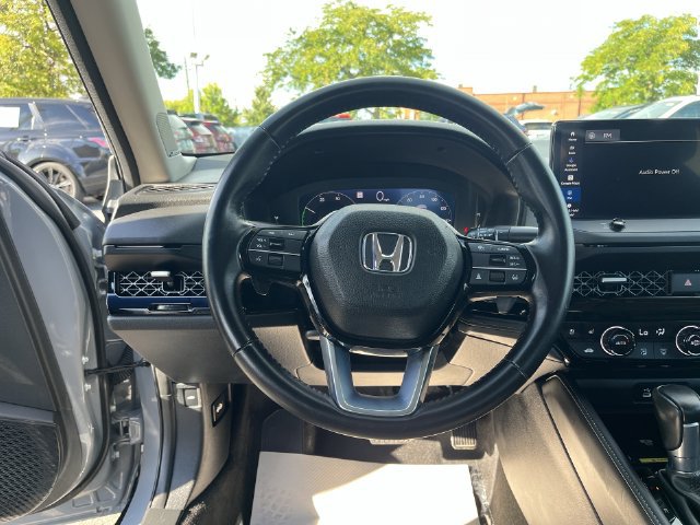 Used 2023 Honda Accord Touring image 14