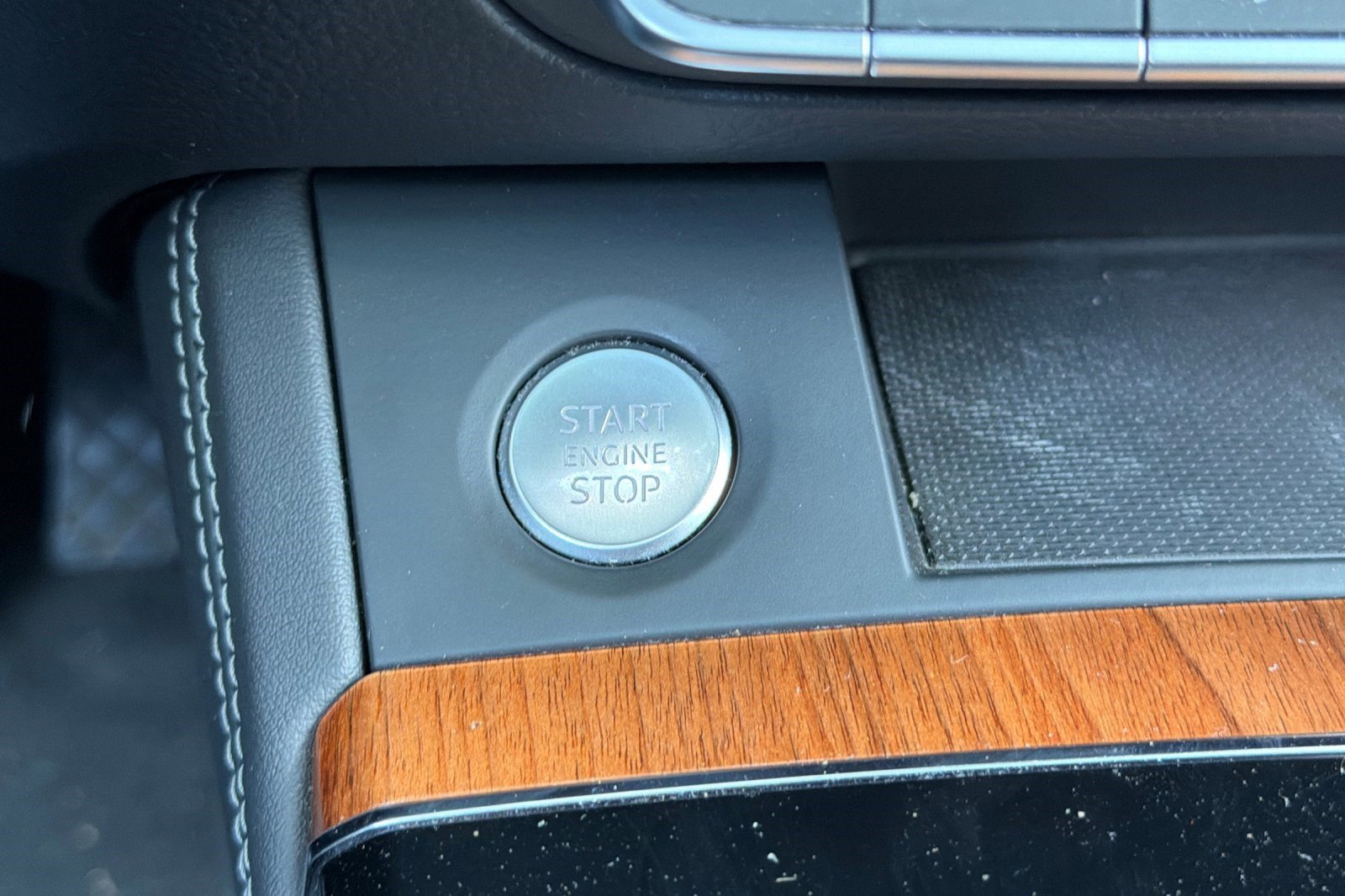 Used 2021 Audi Q5 Prestige w/ Prestige Package image 28