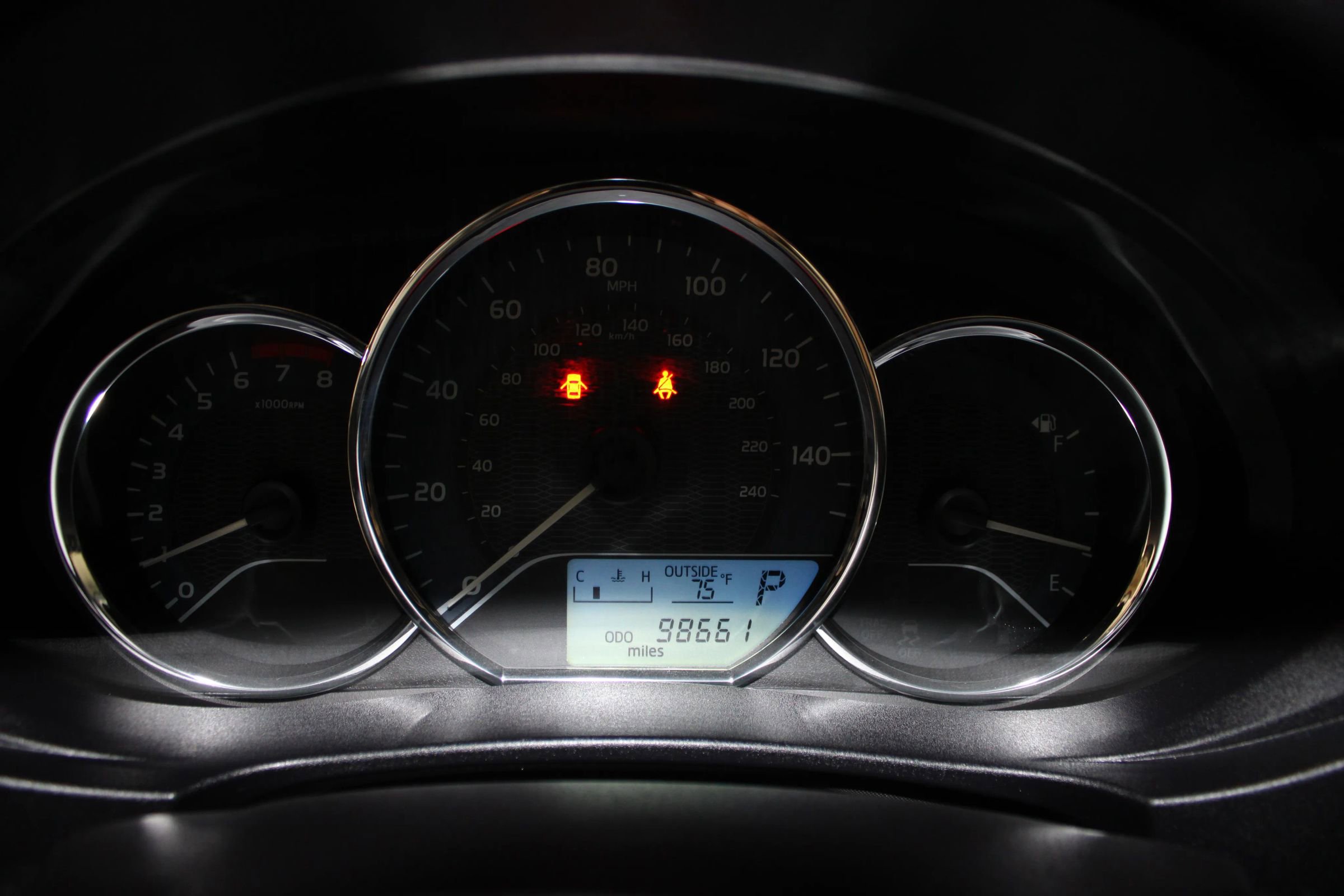 Used 2015 Toyota Corolla LE FWD image 11