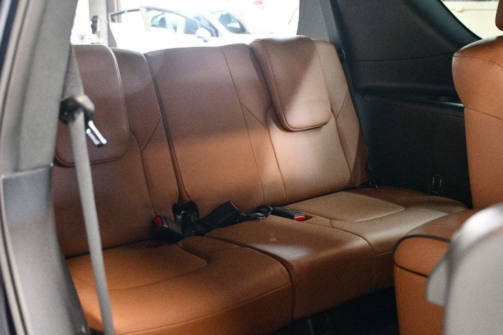 Used 2024 INFINITI QX80 Sensory AWD/4WD image 39