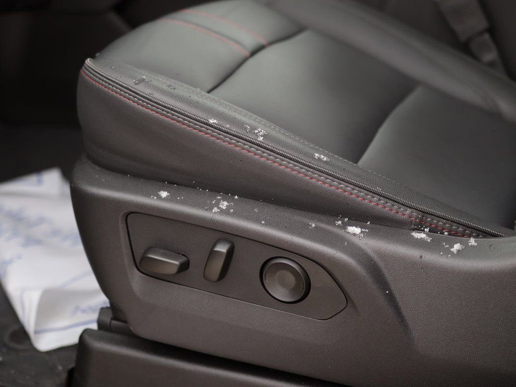 Used 2025 Chevrolet Tahoe RST w/ Comfort Package image 24