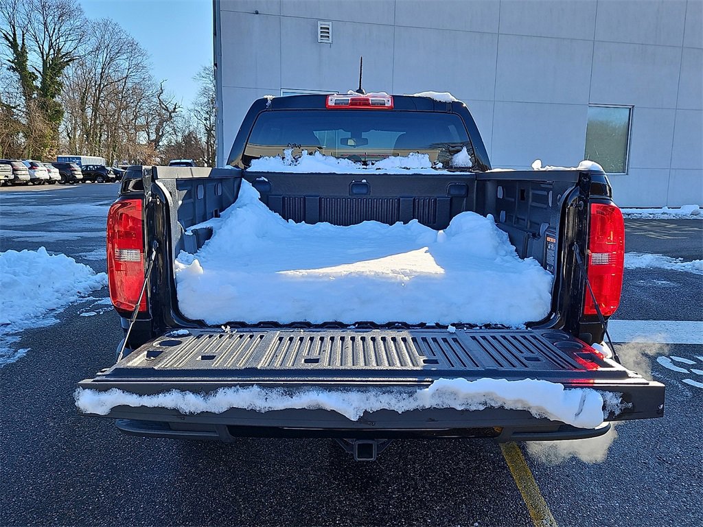 Used 2018 Chevrolet Colorado W/T w/ Custom Special Edition image 32