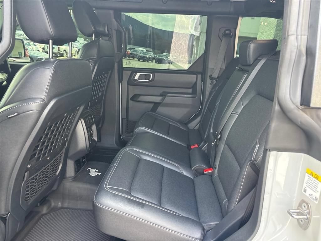 Used 2026 Ford Bronco Badlands AWD/4WD image 10