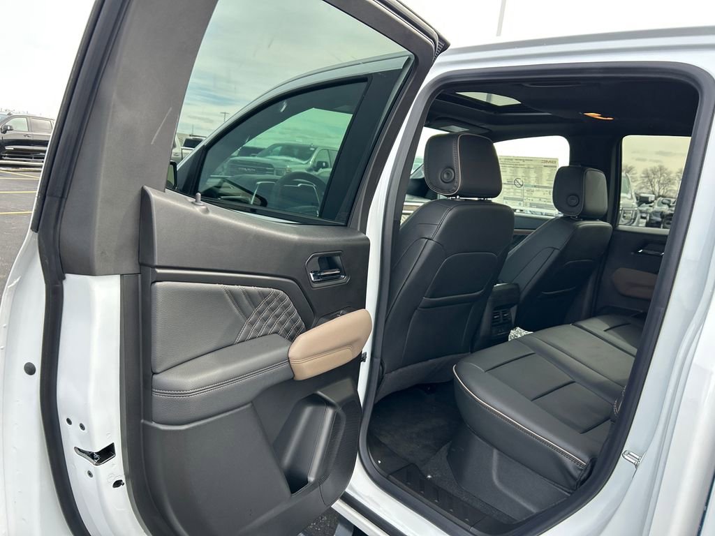 New 2026 GMC Canyon Denali AWD/4WD image 34