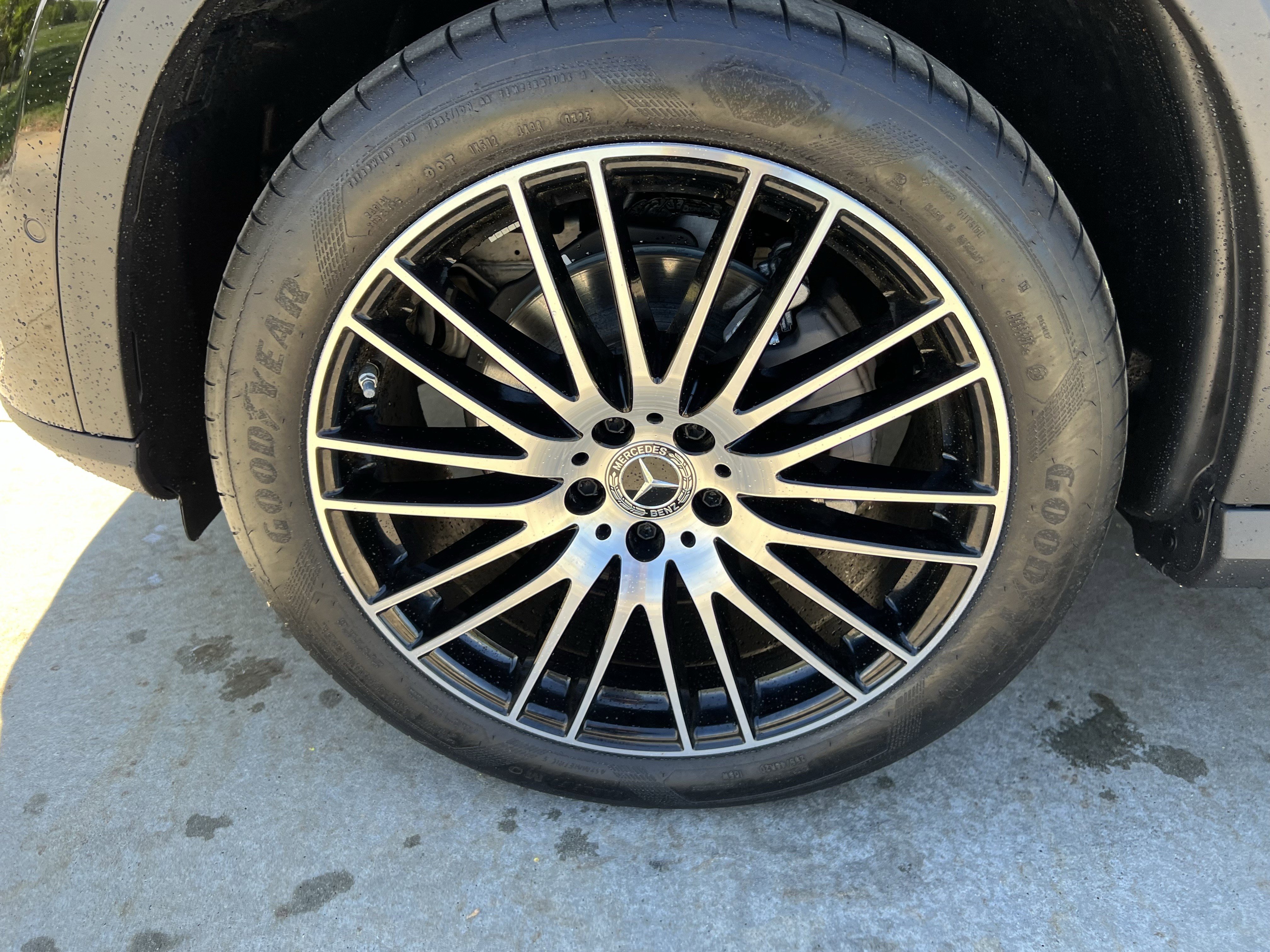 Certified 2025 Mercedes-Benz GLC 300 image 13