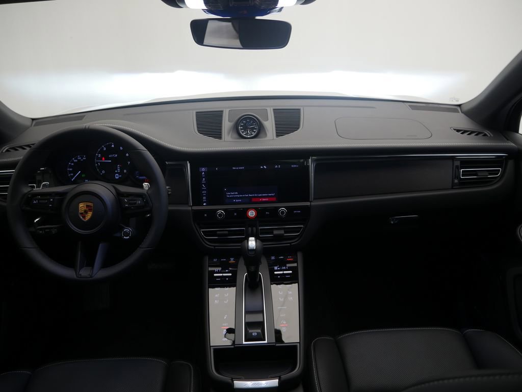 New 2026 Porsche Macan GTS AWD/4WD image 32