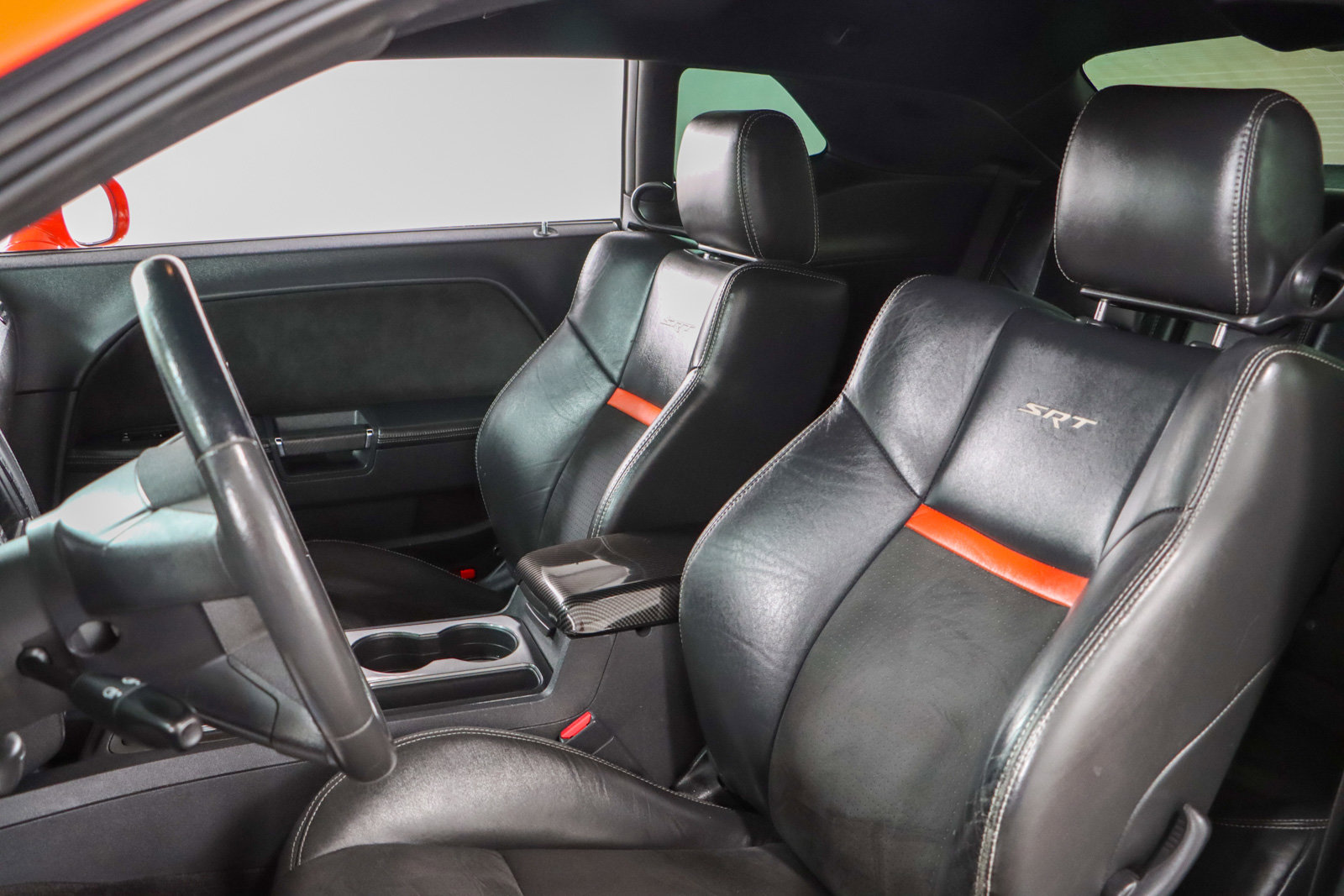 Used 2010 Dodge Challenger SRT8 image 22