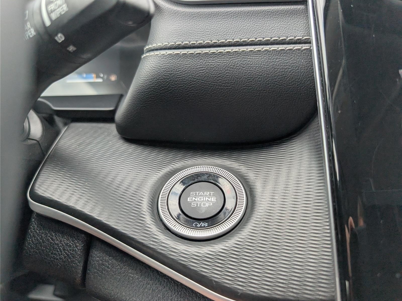 Used 2023 Jeep Grand Cherokee L Laredo RWD image 26